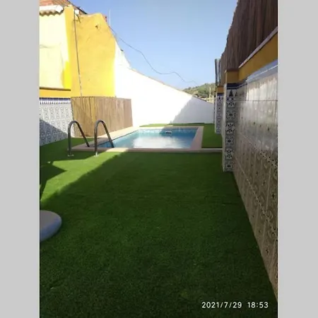 Alcaidejos Con Piscina *